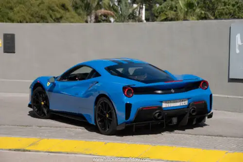 Ferrari 488 Pista (4)