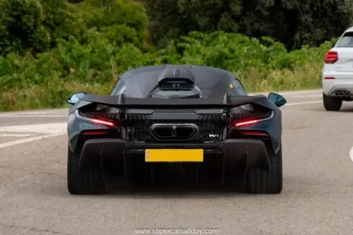 McLaren W1 MSO Serpentine (7)
