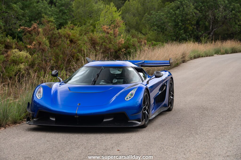 Koenigsegg Sadair's Spear (2)