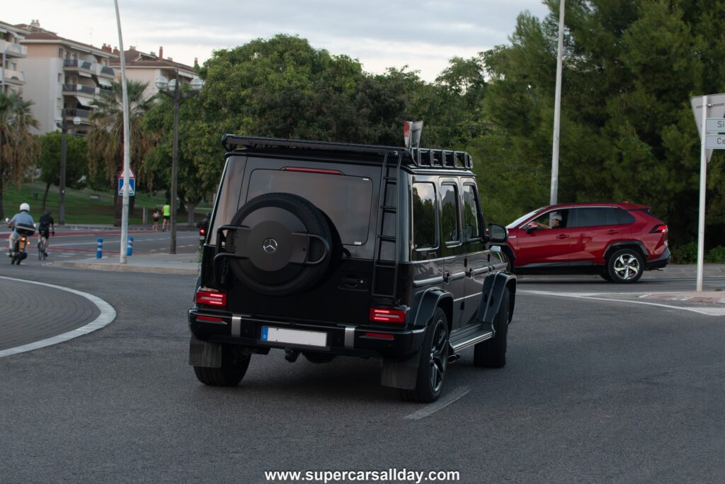 Mercedes-AMG G 63 (W465) (6)